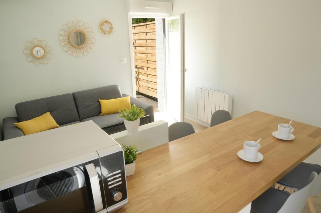 T2 - 28M2 Avec Cour Et Stationnement, Wifi Et Linge Fournis Apartment Angouleme Exterior photo
